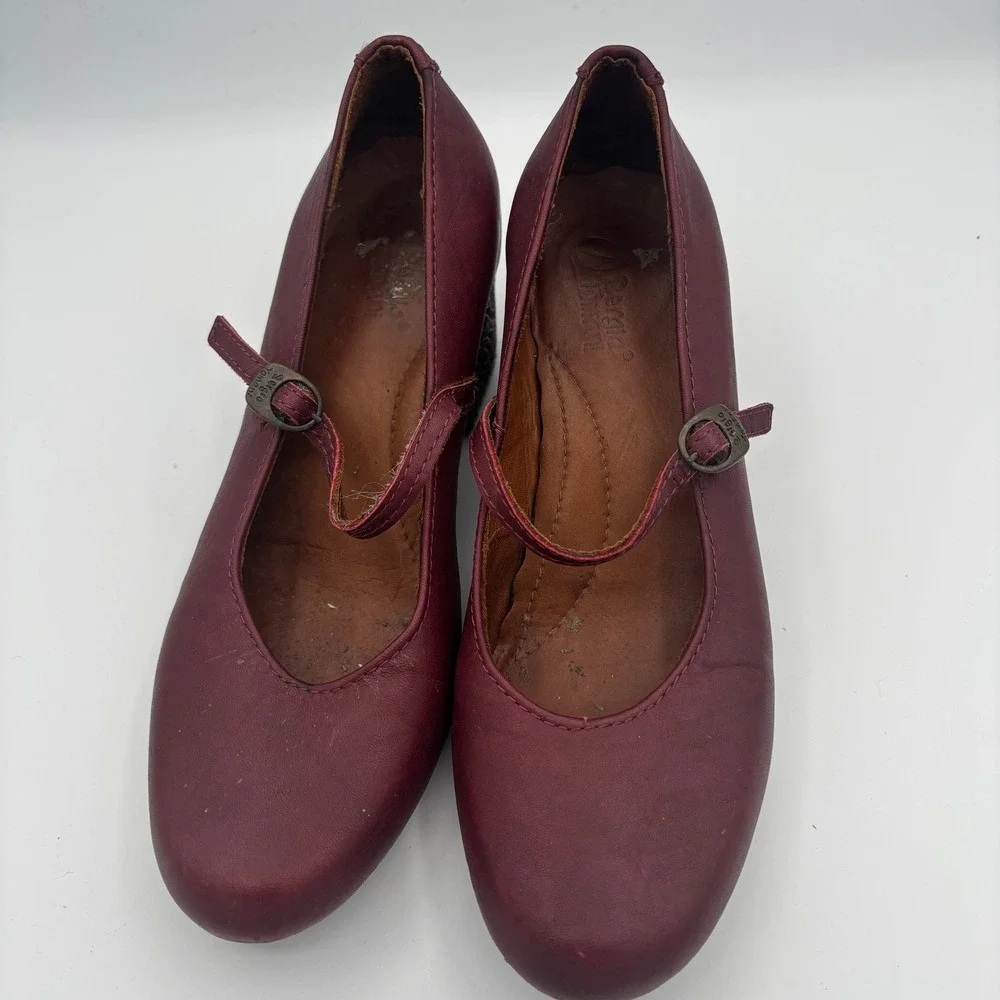Sergio Tomani Mary Jane Heels Women Sz 38 Burgundy Floral Embossed Block Heel